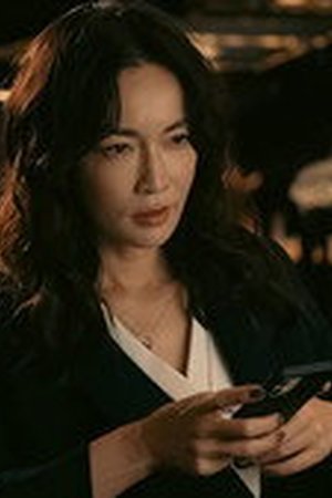 Professional Season 1 Episode 4 - Poster